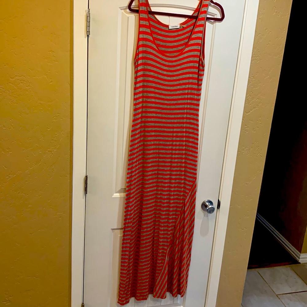 Fun summer Calvin Klein long soft dress